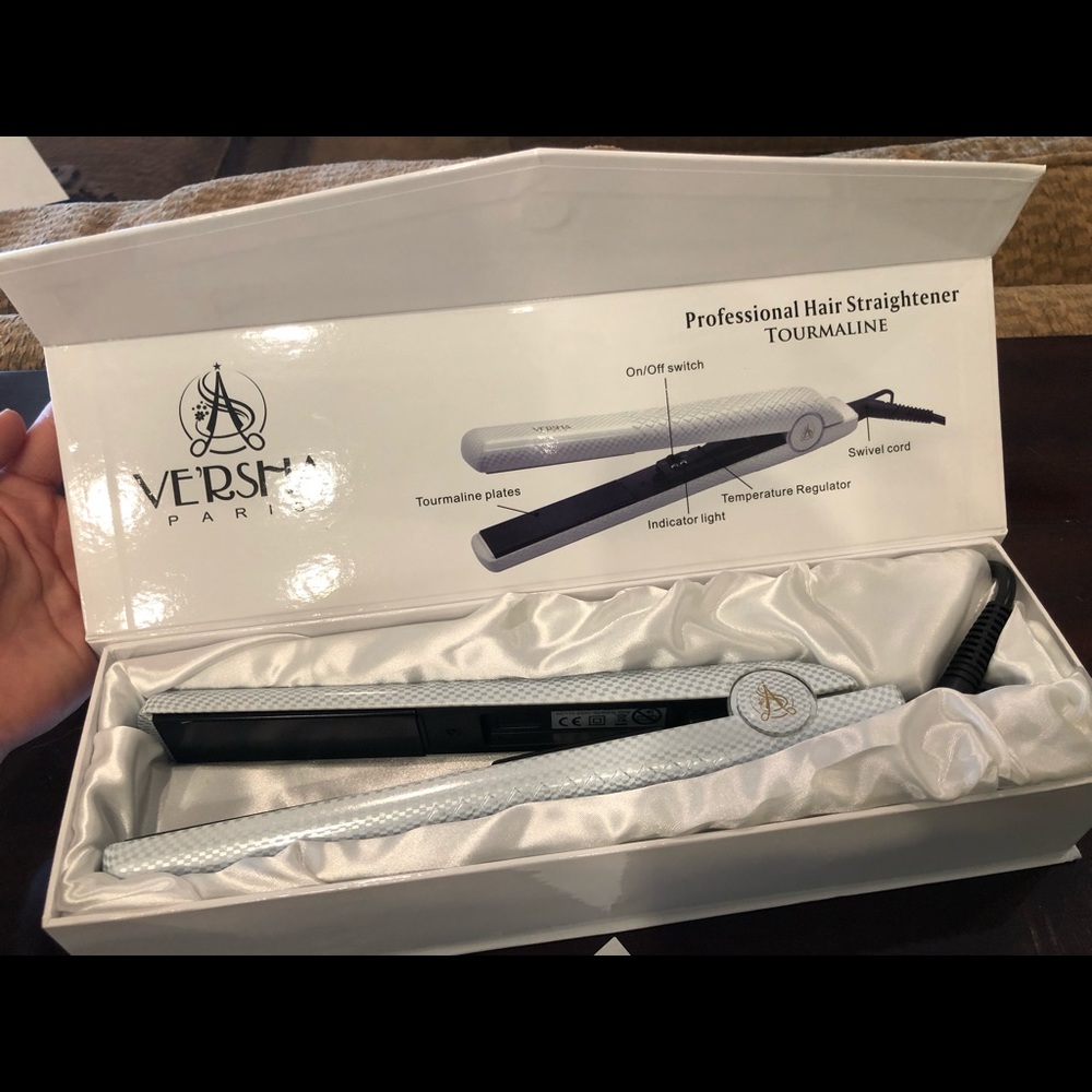 Ve’rsha professional hair straightener